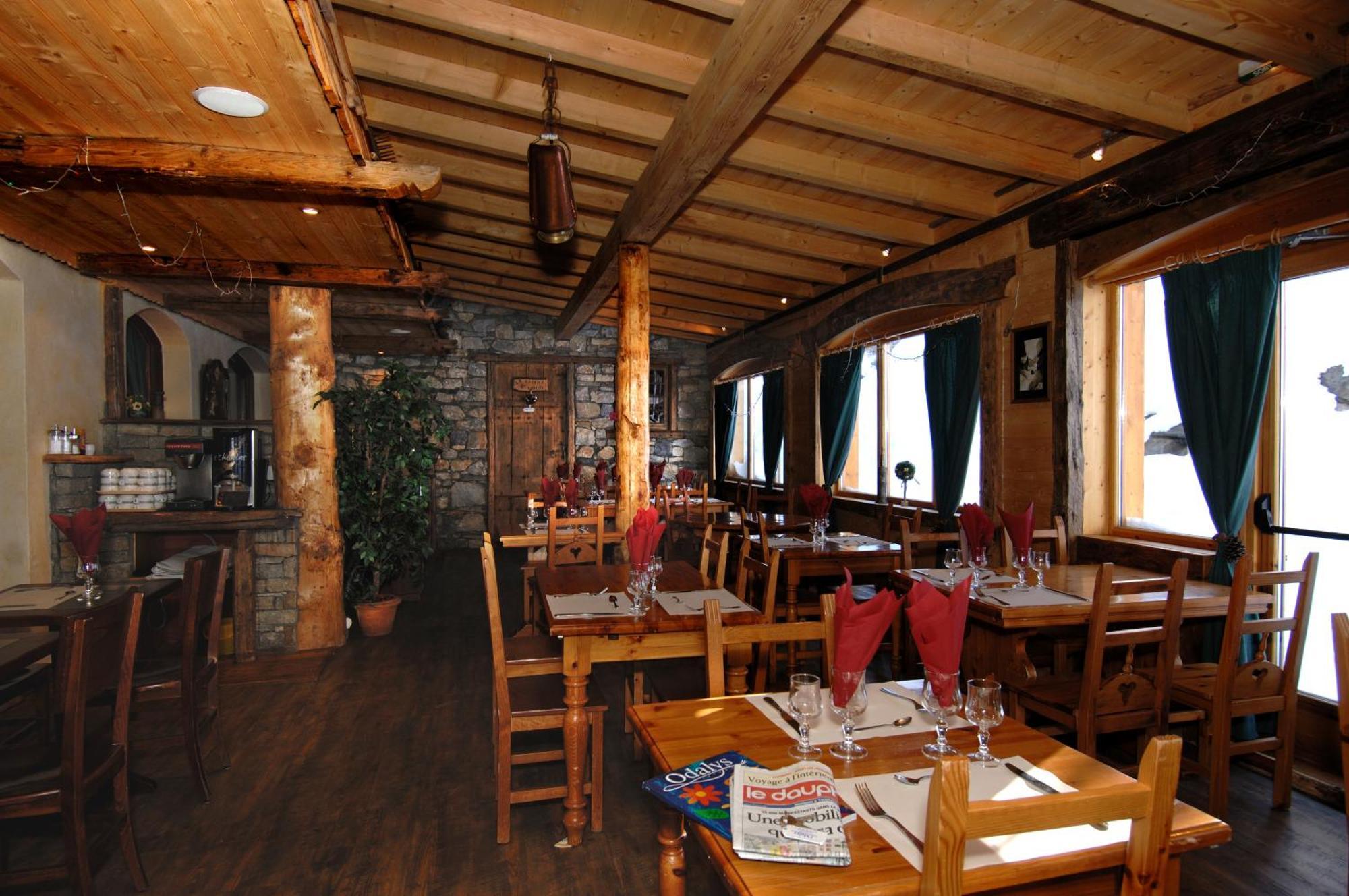 Hôtel Odalys Chalet Alpina Tignes Buitenkant foto